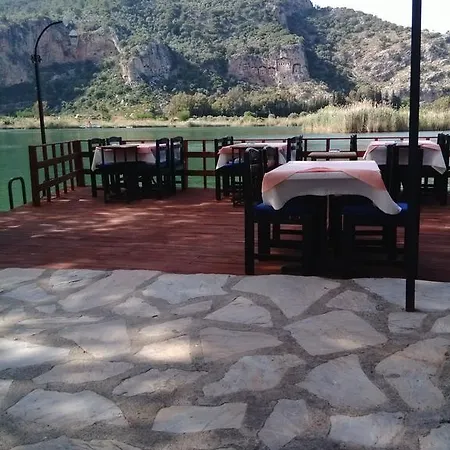 Holiday Hotel Dalyan 2* דליאן