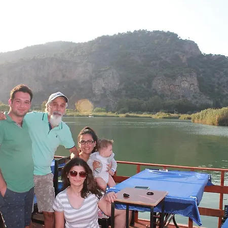 Holiday Hotel Dalyan 2* דליאן