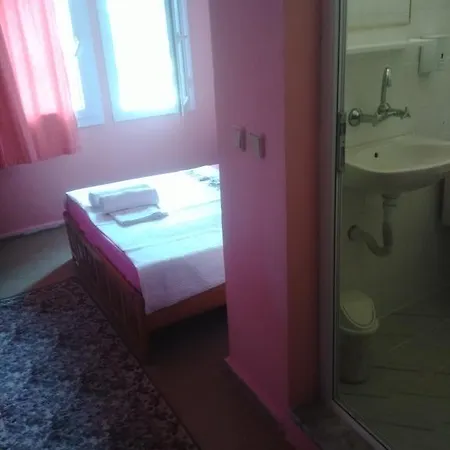 Holiday Hotel Dalyan 2* דליאן