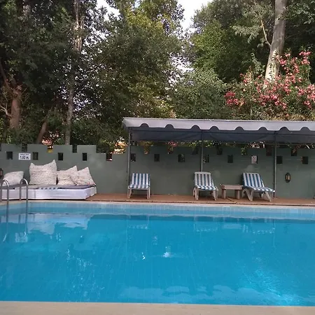 מלון Holiday Hotel Dalyan